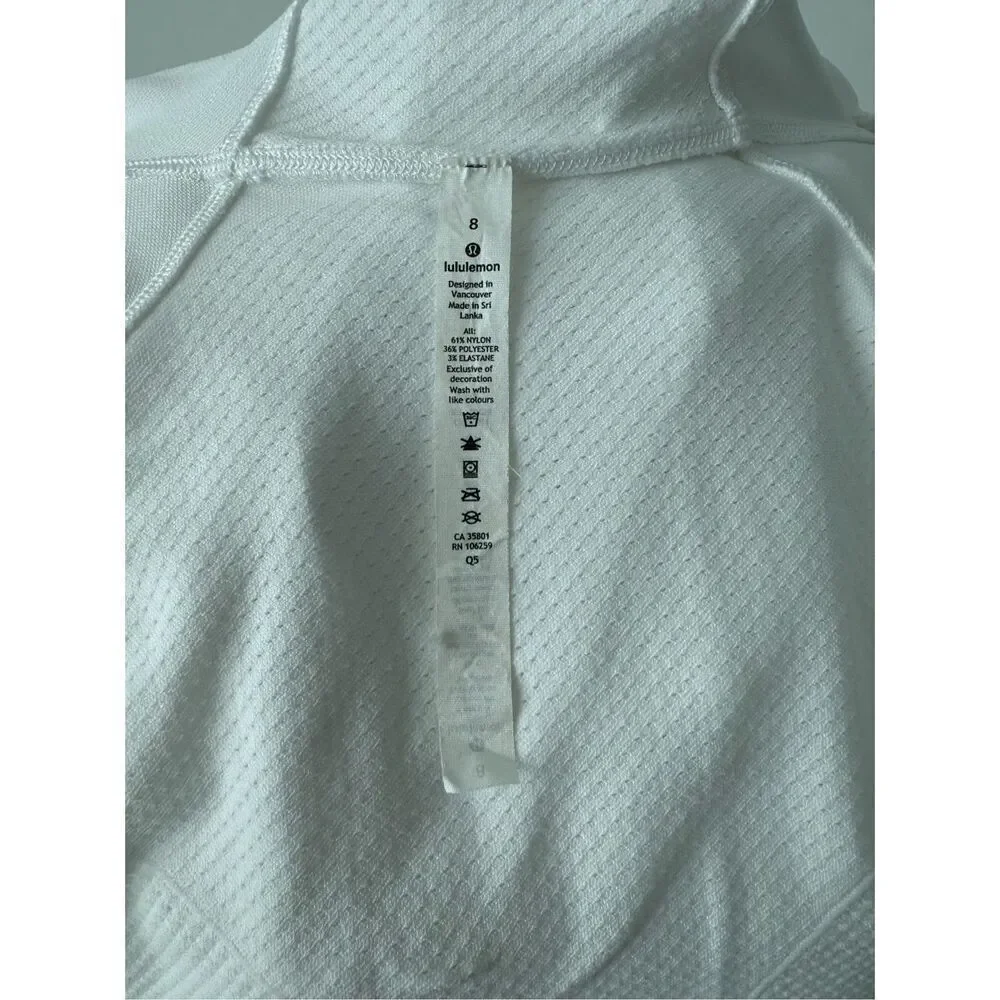 New Lululemon Ventilate Jacket Sz 8